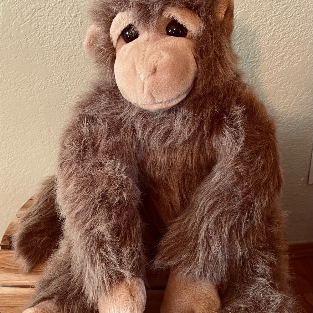 TY 19 in. Stuffed Monkey, w/11 in. tail - Picture 4 of 4